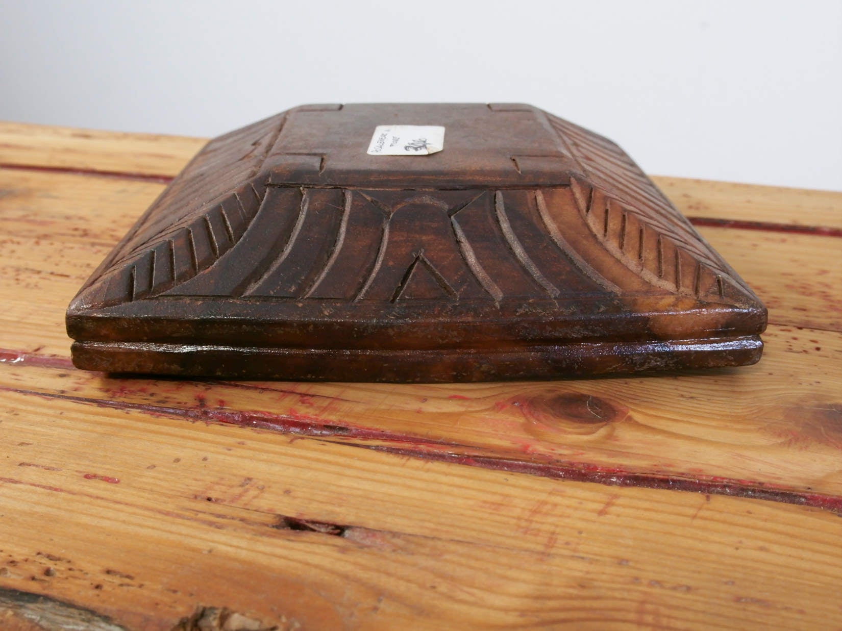 legno di teak inciso  uso portacandele , pout pourri ...  lavorazione artigianale  spedizione italia compresa nel prez