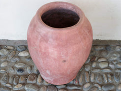 Vaso tadelakt, un intonaco di origine marocchina tipico della città di Marrakech, un metodo completamente ecologico basato sull'utilizzo di calce idrata, sapone nero, pigmenti naturali e cere. Dimensioni Diametro 33 h44cm.   per info ed ulteriori foto info@etniko.it facebook / instagram / pinterest : etnikobycrosato 0039 3338778241