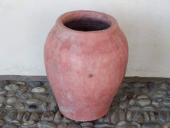 Vaso tadelakt, un intonaco di origine marocchina tipico della città di Marrakech, un metodo completamente ecologico basato sull'utilizzo di calce idrata, sapone nero, pigmenti naturali e cere. Dimensioni Diametro 33 h44cm.   per info ed ulteriori foto info@etniko.it facebook / instagram / pinterest : etnikobycrosato 0039 3338778241